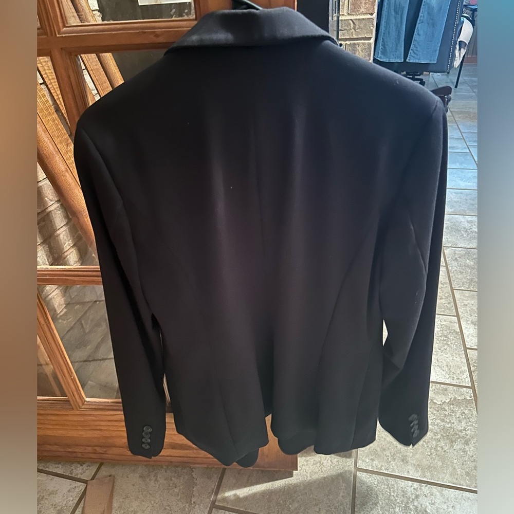 Black blazer women’s - size 14. Like new condition.